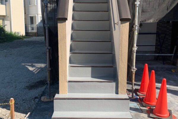 兵庫県尼崎市　外壁屋根塗装工事➆　(ベランダ防水、外部階段防水)