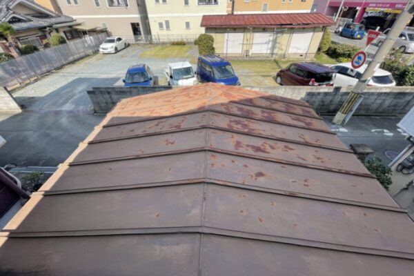 トタン屋根塗装　施工前